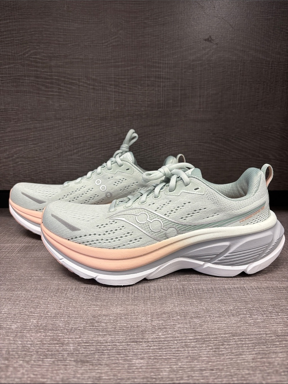 Women's Saucony Hurricane 25 Running & Training Shoes (Mist/Cameo) - Size 8.5